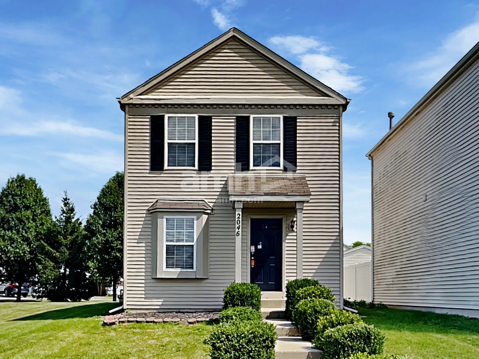 3 bed, 1.5 bath, 1480 sqft, $2,830 — Photo 1
