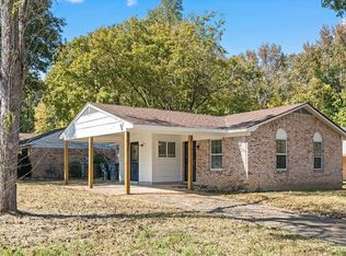 4671 Deep Brook Dr, Memphis, TN 38128