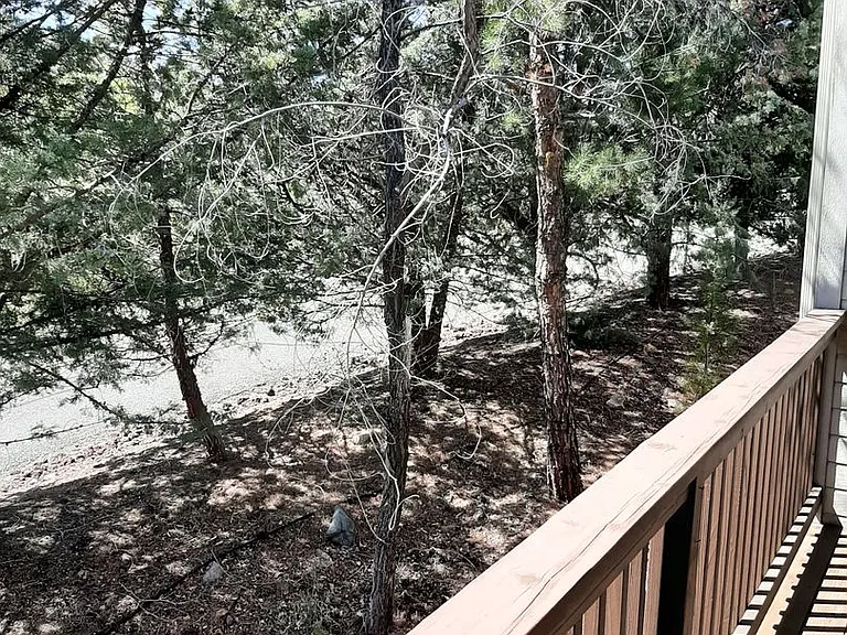 4960 Summit Cir — Photo 2