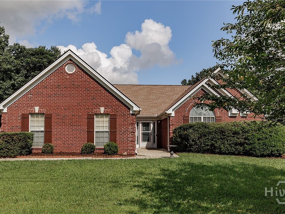 1st image of 335 Nassau Lane