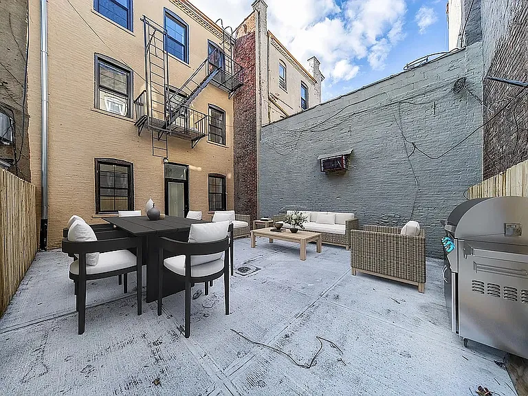 547 Knickerbocker Ave #1 — Photo 6