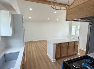 744 E 48th Pl, Gary, IN 46409