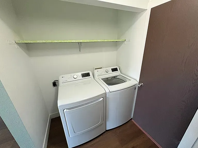 2416 S Elizabeth St #5 — Photo 14