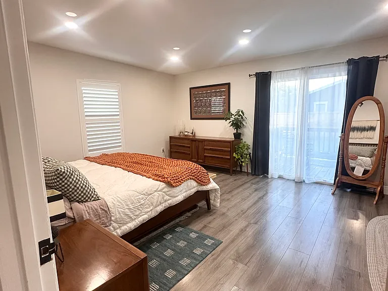 210 W Lambright St — Photo 15
