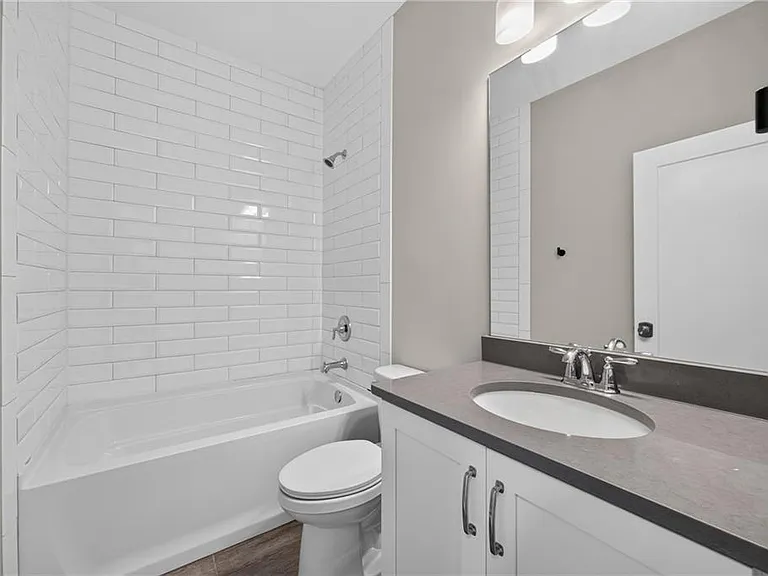 124 W Wieuca Rd NE — Photo 12