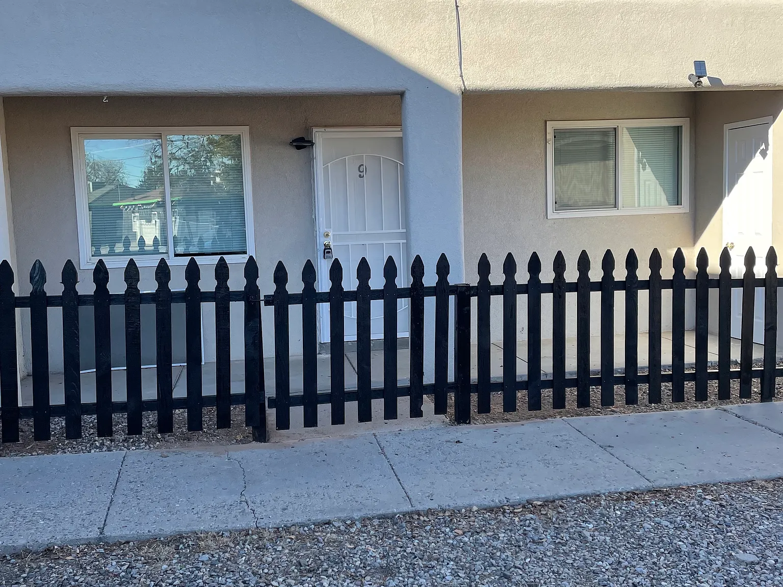 Updated Nob Hill 2 Bedroom Casita Near Morningside Park — Photo 2