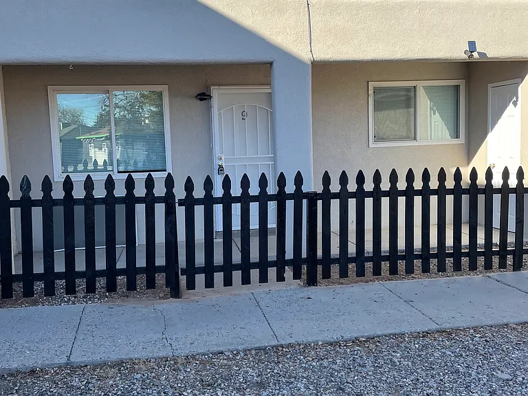 Fence Front_12222022