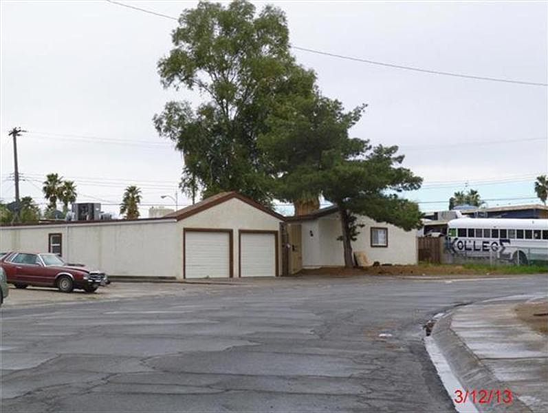 2nd image of 1611 Aztec Way