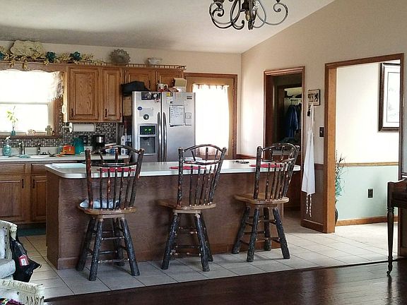4th image of 2827 Scenic Lake Cir