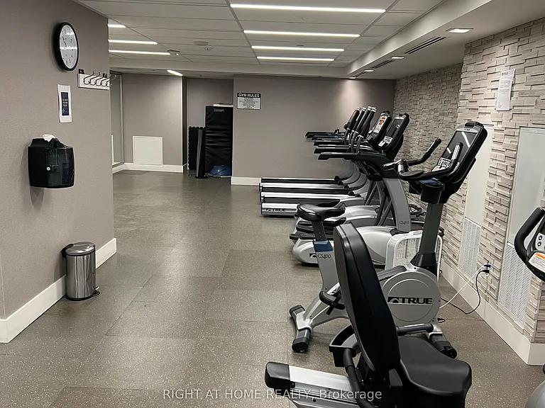 411 Mackay St #601 — Photo 37