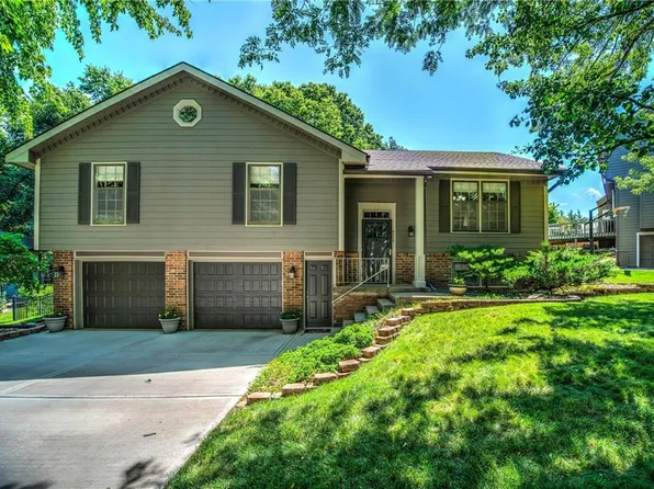 8225 N Marston Ave, Kansas City, MO 64151