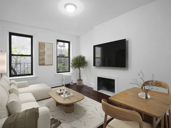 148 West 10th Street image 1 of 12