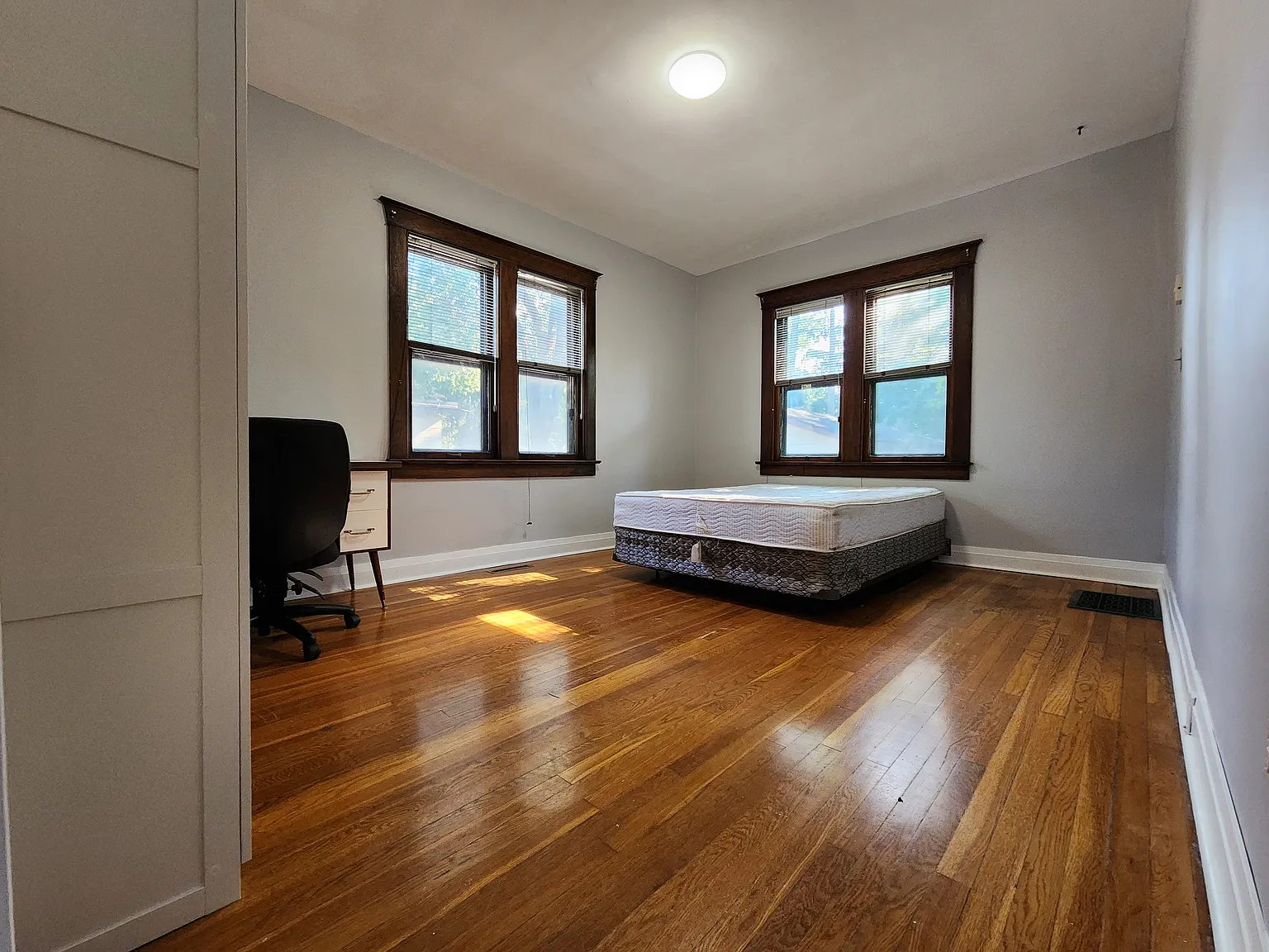 343 Randolph Ave — Photo 1