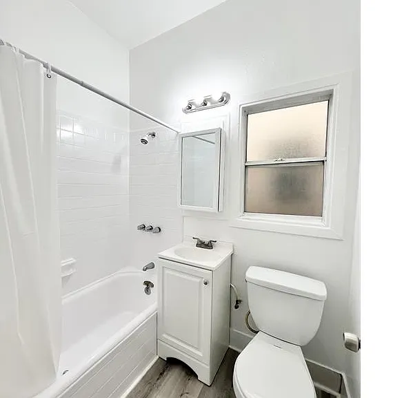 1861 S Orange Dr #1 — Photo 4