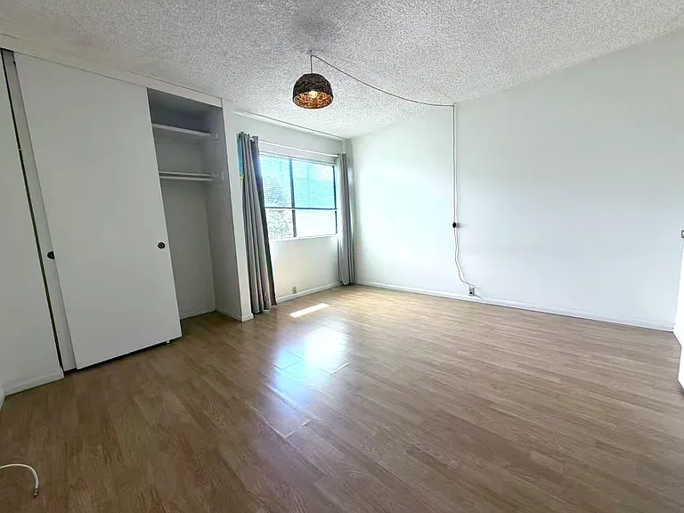 3877 Camino Lindo — Photo 10