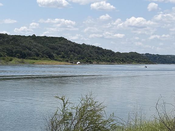 5th image of 127 Lake View Drive
