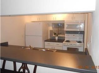 8540 N Sherman Cir APT 103, Hollywood, FL 33025