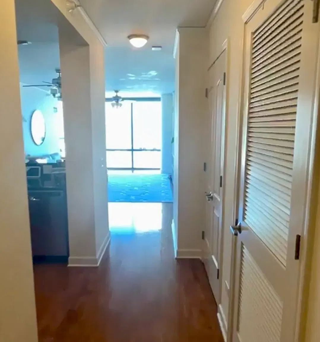 2 bed, 1200 sqft, $4,500 — Photo 3