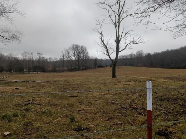 405 Jamestown Hwy, Livingston, TN 38570