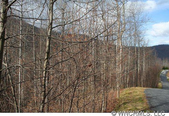 2nd image of 885 Stoney Stream Ln