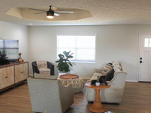 Full View Living Room