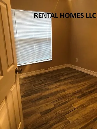 1359 Sophie Blvd — Photo 12