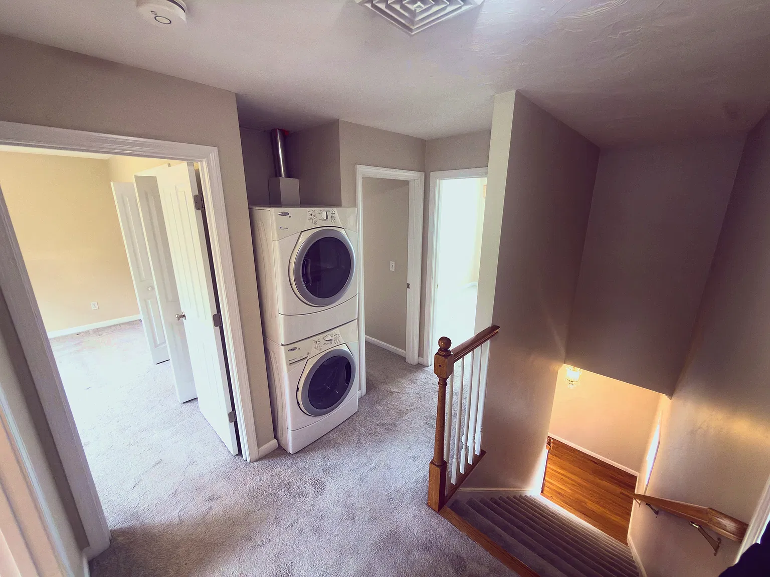 3 bed, 1.5 bath, 1320 sqft, $3,150 — Photo 3