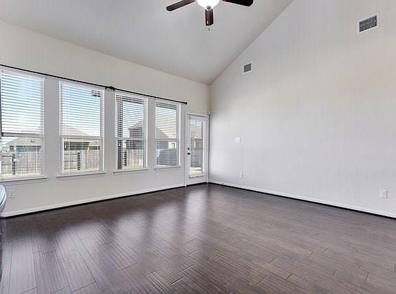 4th image of 1125 Chad Dr