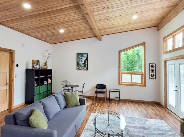 365 Mondamin Trl, La Pointe, WI 54850