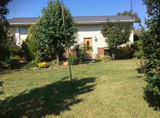 1415 Lacoma Dr, Jefferson City, TN 37760