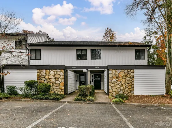 3754 Winding Creek Ln, Charlotte, NC 28226
