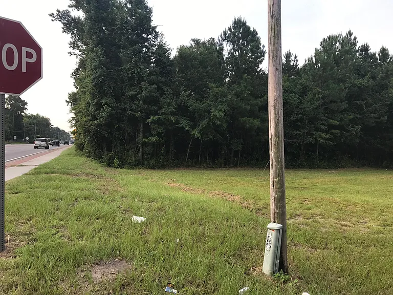 New Jesup Hwy — Photo 8