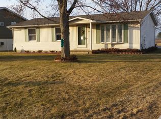 9475 Orchard St, New Lothrop, MI 48460