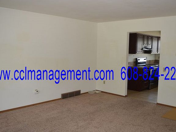 5th image of 6606 Columbus Dr