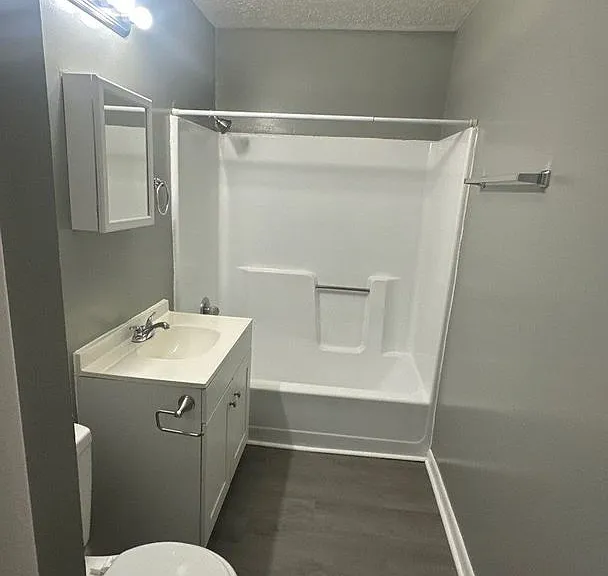 122 S Ford St — Photo 16