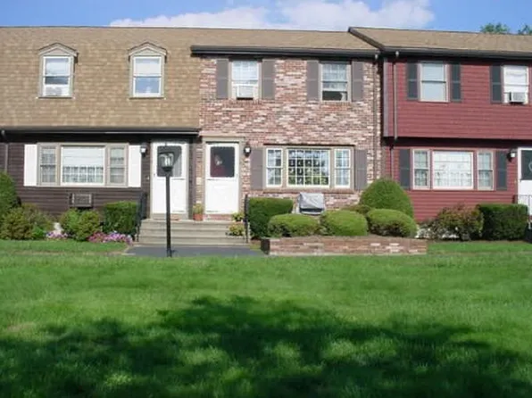 20 Washington St APT 1-6, North Easton, MA 02356
