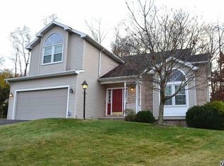 2410 Glendore Dr, Harrisburg, PA 17112