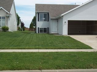 2904 N Wright Rd, Janesville, WI 53546