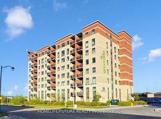 39 New Delhi Dr #809, Markham, ON L3S 0E1