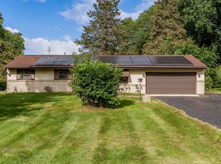 1475 Dixie Dr, Rockford, IL