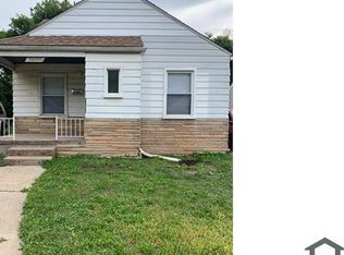 8882 Faust Ave, Detroit, MI 48228