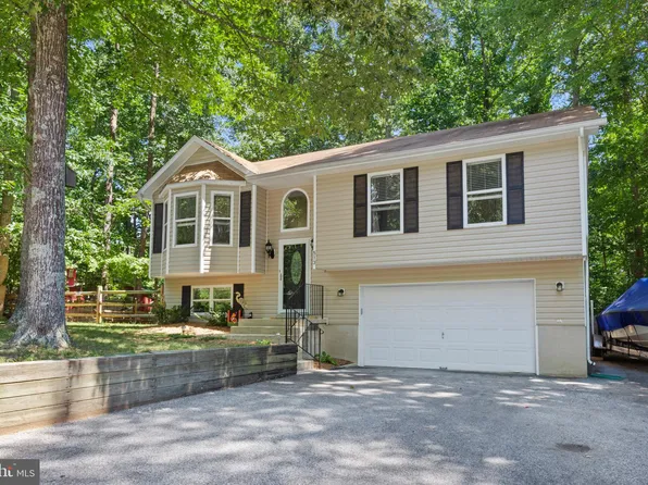 513 Chisholm Trl, Lusby, MD 20657