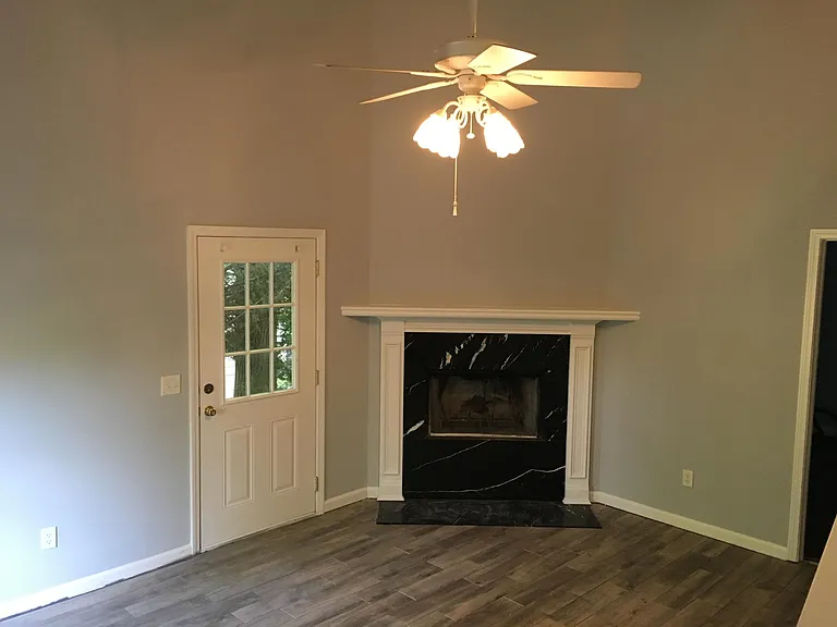 3465 Continental Dr — Photo 4