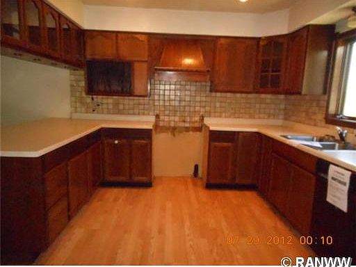 2nd image of 13910 Lincoln Drive