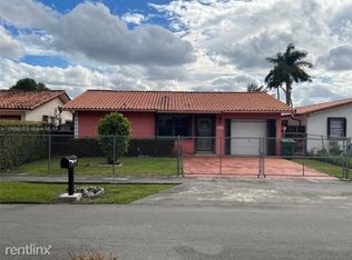 10410 NW 129th St, Hialeah Gardens, FL 33018