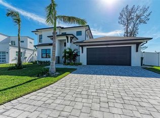 901 30th Ct E, Bradenton, FL 34208