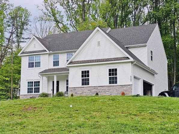 5202 Mountainview Dr, Harrisburg, PA 17112