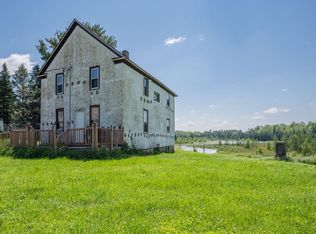 14997 Plum Rd, Goodland, MN 55742