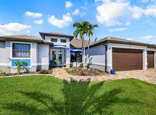1145 SW 39th Terrace Cpe, Coral, FL 33914