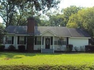 913 College Ave, Blackshear, GA 31516